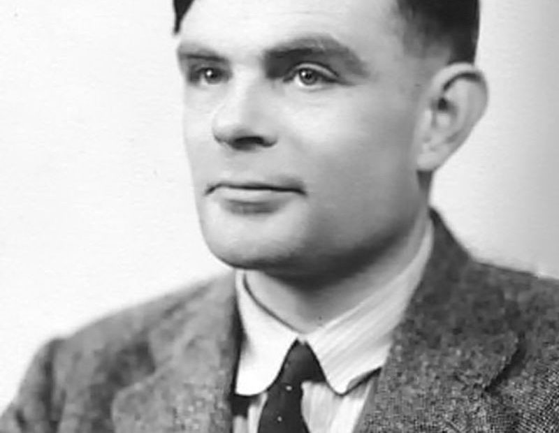Alan Turing nel 1951